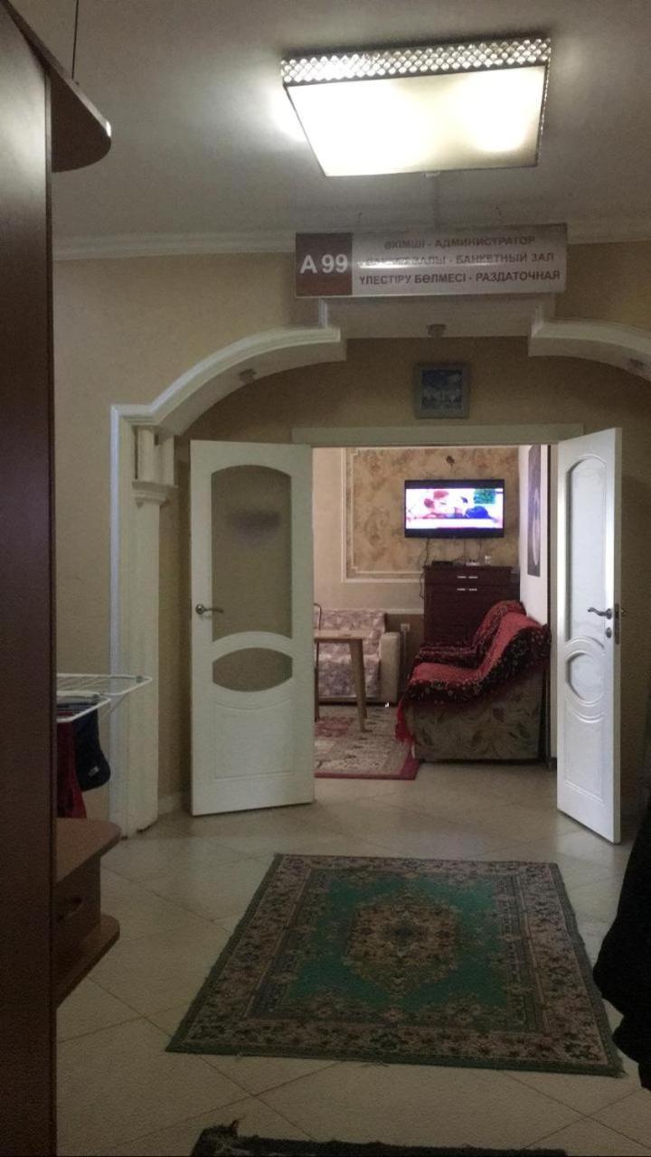 Hostel A99 阿斯坦纳 外观 照片
